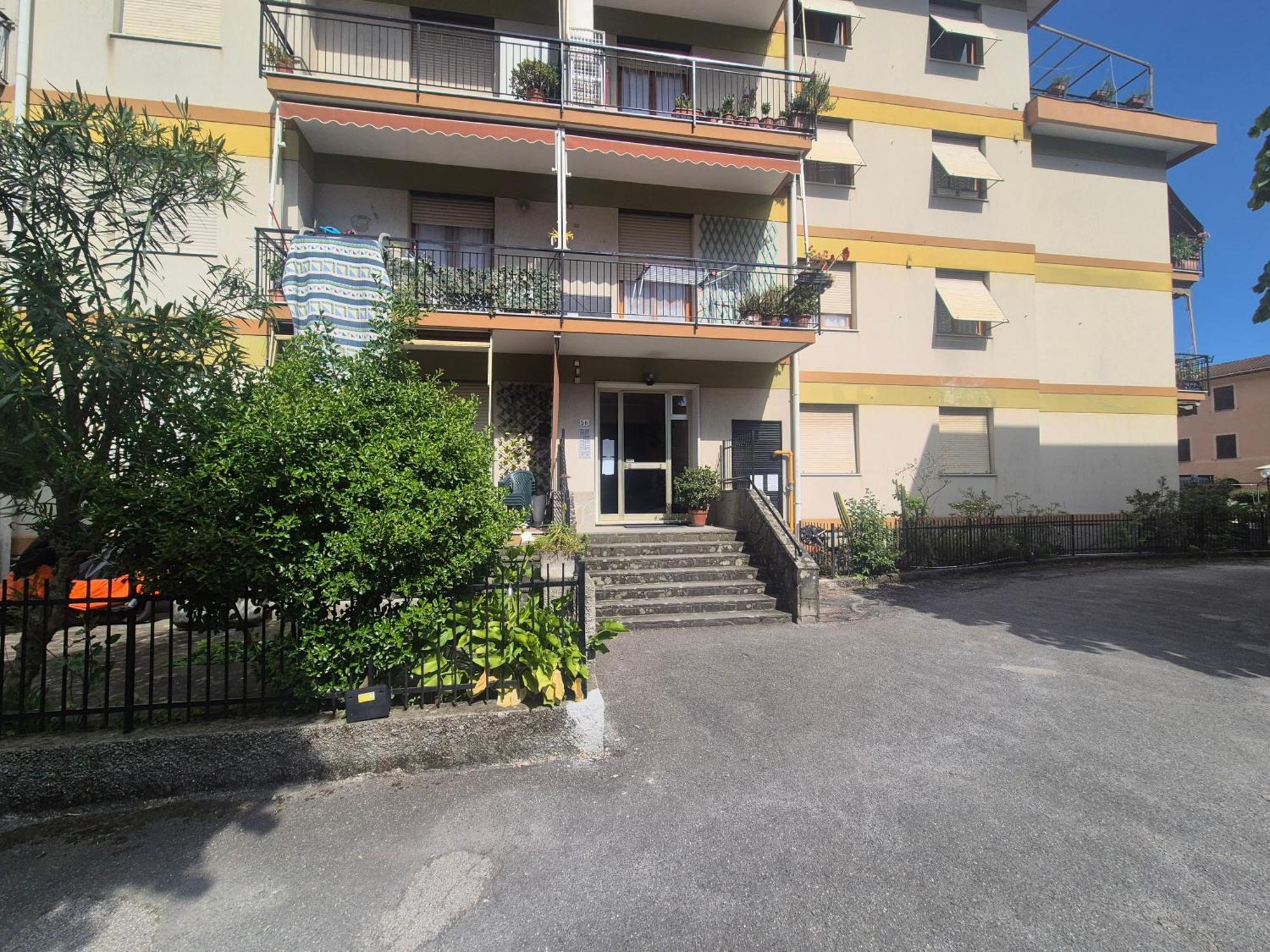 Rapallo Close To Golf Executive With Balcony Eksteriør billede