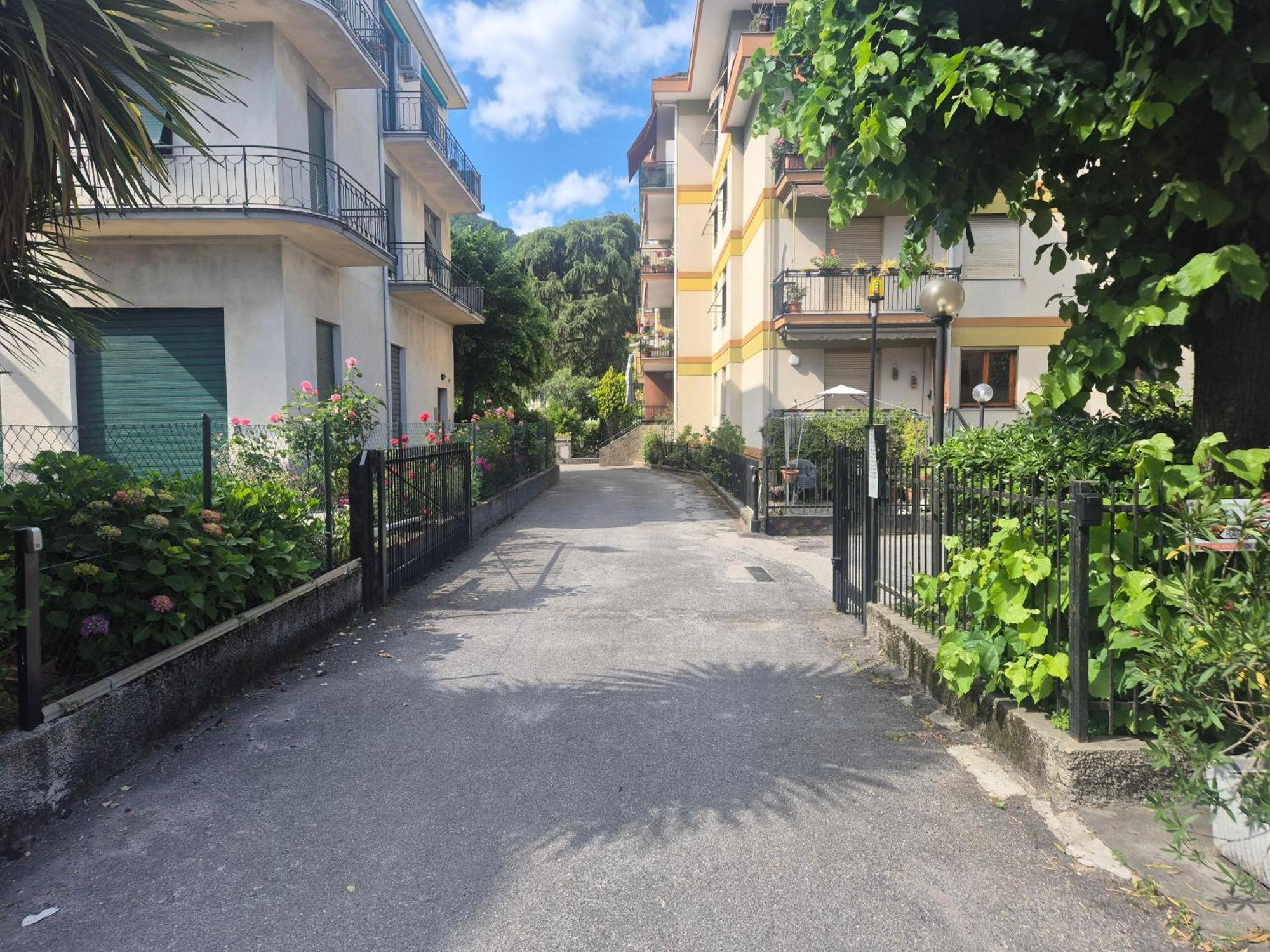 Rapallo Close To Golf Executive With Balcony Eksteriør billede